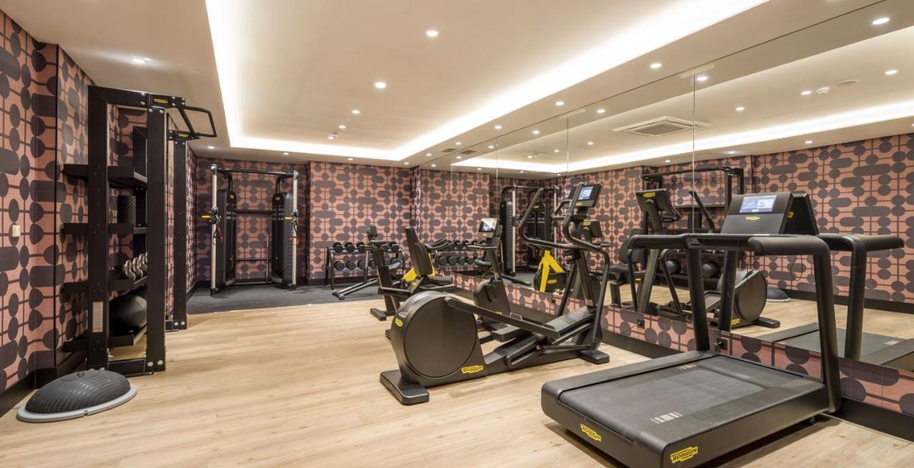 Ilunion Les Corts Spa Barcelona Exterior foto