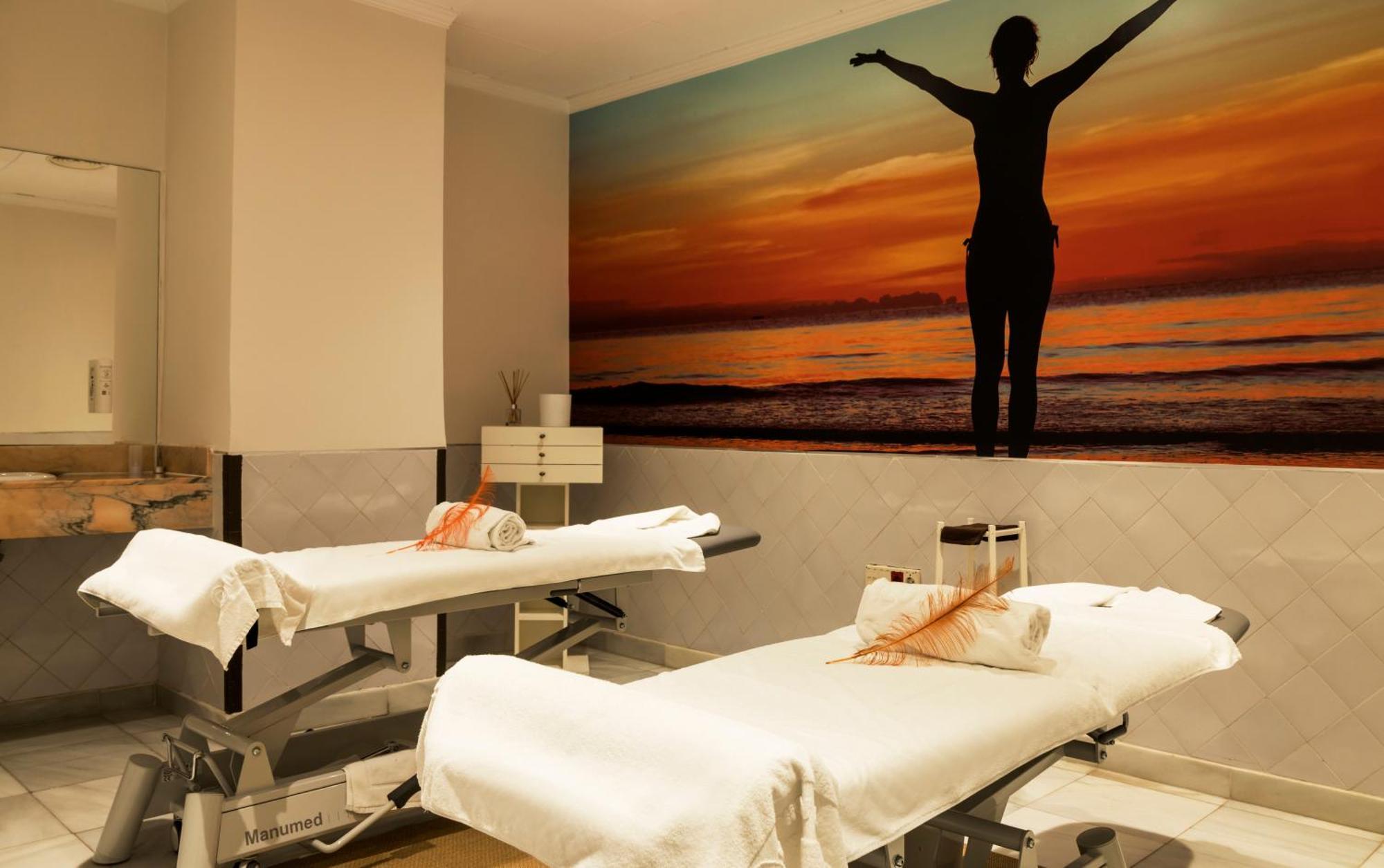 Ilunion Les Corts Spa Barcelona Exterior foto