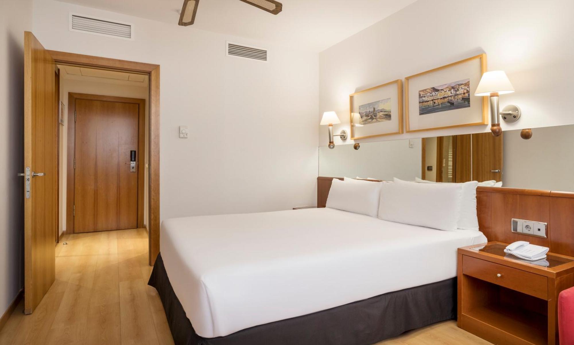 Ilunion Les Corts Spa Barcelona Cameră foto