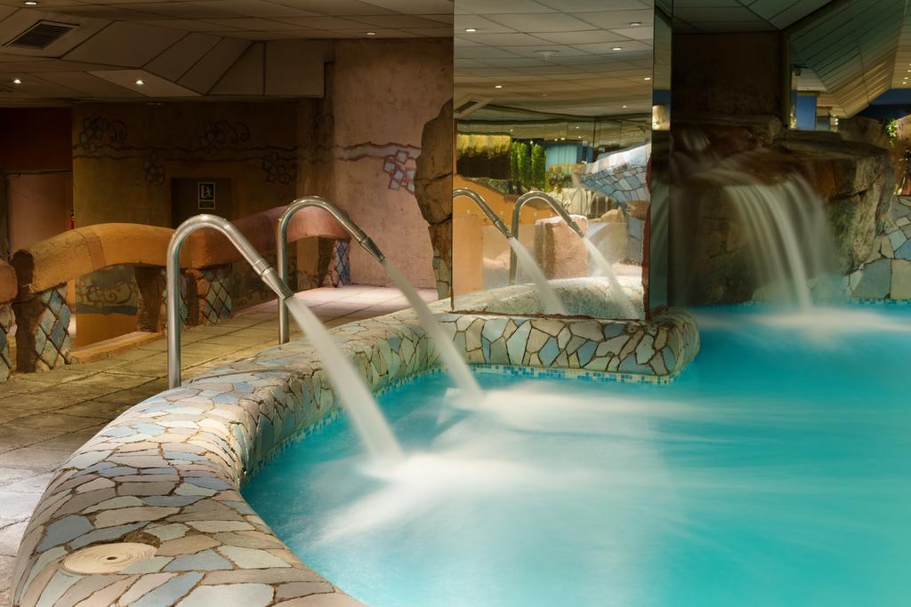 Ilunion Les Corts Spa Barcelona Exterior foto